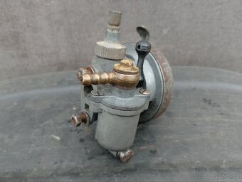 Jawa 550 karburátor - 2