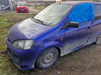 Daihatsu  1.3 YRV - 2