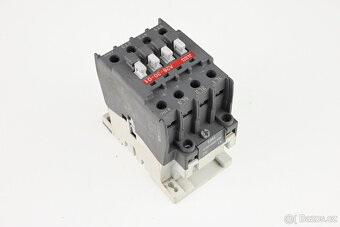 A26-30-10 Stykač 220-230V 50Hz - 2