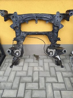 BMW X5 G05 X6 G06 přední nápravnice - 2