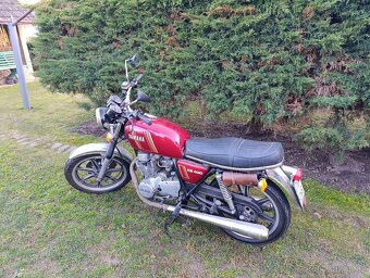 Yamaha XS 400 - 2
