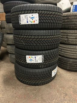 Prodám sadu nových zimních pneu 245/45/R18 XL - 2