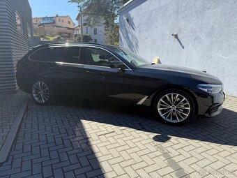 BMW 530D X-DRIVE M-PAKET SPORT LINE DPH - 2