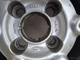ALU kola Ford 6Jx15 H2 ET 49,5 s letními pneu - 2
