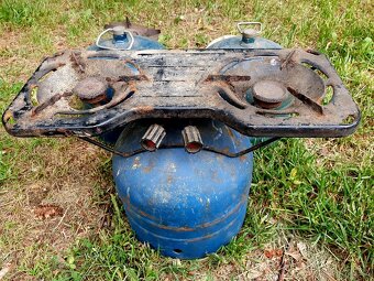 Plynové bomby 2 kg, vařič. - 2