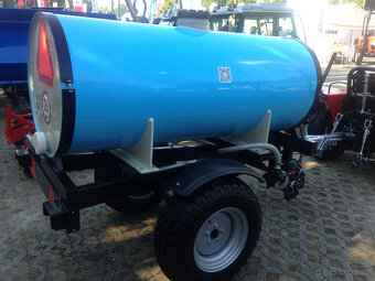 Nádrž na vodu 1500 litrů, bržděná, pro traktor, malotraktor - 2