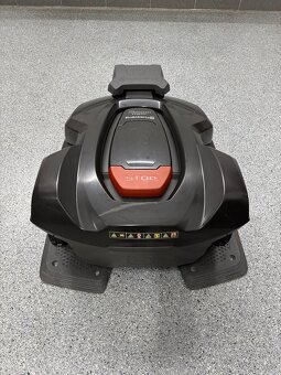 Robotická sekačka HUSQVARNA Automower 420 - 2