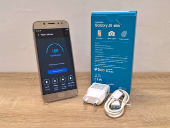 Samsung Galaxy J5 2017 (SM-J530F), zlatý - 2