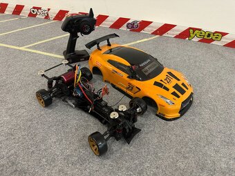 RC drift auto 3racing Sakura D6 - 2