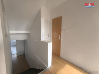 Pronájem bytu 3+kk, 74 m², Chomutov, ul. Kundratická - 2