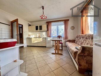 Rodinný dům 3+1 se zahradou 839 m2 - Halže - Horní Výšina - 2