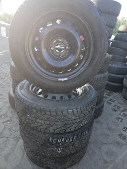 pneu zimní Renault Captur pneu + disk - 2