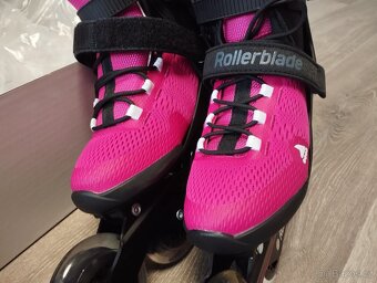 Dámské brusle rollerblade vel. 37 - 2