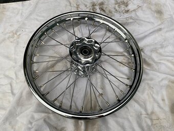 Jawa 250 350 velký Pulbuben, zadní kolo po renovaci - 2