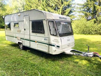 Chateau Cantara 490, předstan, 100km/h, STK - 2