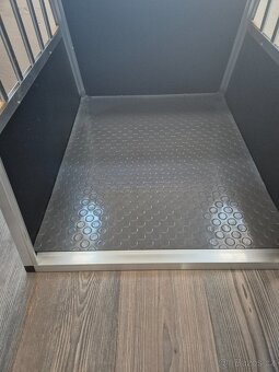 Hliníková klec - 2