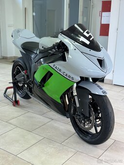 Kawasaki ZX-6R 2008 okruhovka - 2
