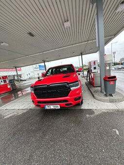 DODGE RAM 1500 V8 SPORT 4x4 2022 DPH - 2