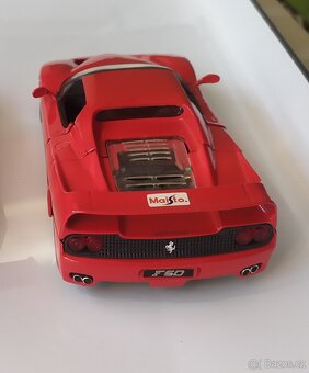 Model Ferrari 1:24 Tatra 613 - 1:24 - 2