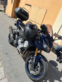 Yamaha FZ1 Fazer - 2