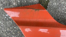 Prodám pravý přední blatník na Ford Mustang - 2