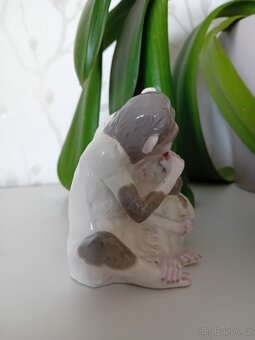 Soška porcelán dvě opice - 2