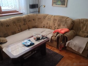 Daruji obývací stěnu a gauč - 2