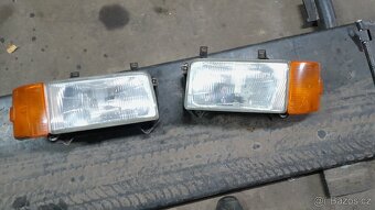 Prodám přední světla na VW T4 - 2