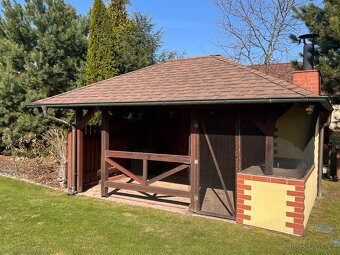 Dřevěný altán - 2