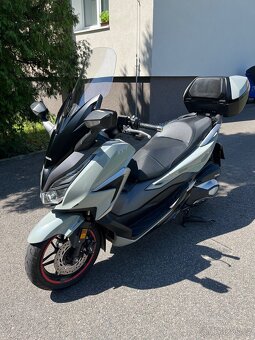 Honda Forza 350 - 2
