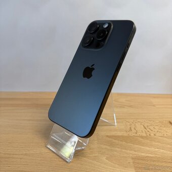 iPhone 15 Pro 128GB, černý, eSIM (12 měsíců záruka) - 2