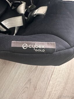 Autosedačka Cybex + základna - 2