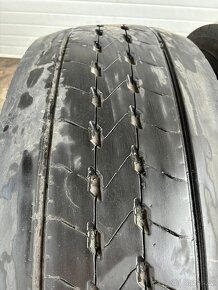 1x pneu Goodyear 385/65 22,5 - 7mm vzorek - 2