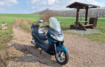 Suzuki Burgman AN 250 - 2