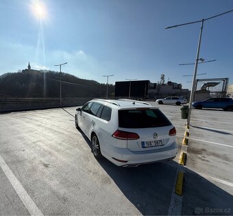 Volkswagen golf 7,5 HIGHLINE 2.0tdi 110kw DSG - 2