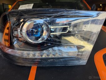 Dodge RAM 1500 - 2