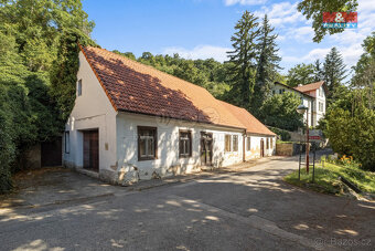 Prodej ubytovacího zařízení s kavárnou, 276 m², Karlštejn - 2