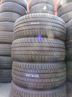 Letní pneu Continental a Michelin, 225/50/17, 4 ks, 6-7 mm - 2