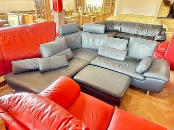 946 Kožená rohová sedací souprava sedačka + taburet šedá - 2