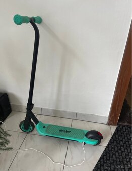 Dětská elektrická koloběžka - 2