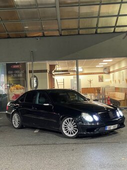 Mercedes-Benz e320 w211 - 2
