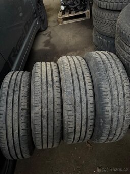 Pneu 175/65 r15 - 2
