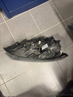 Svetlo skoda fabia 3 predlift - 2