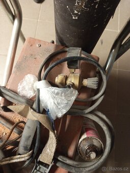 Svářečka CO2 stará poctivá klasika 220V - 2