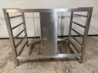 Nerezový podstavec pod konvektomat - 2