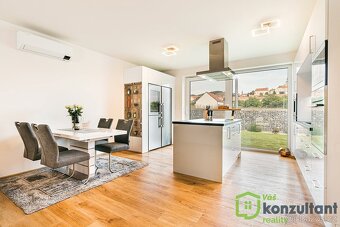 Rodinný dům v Mikulově s luxusním bazénem, ev.č. 00777 - 2