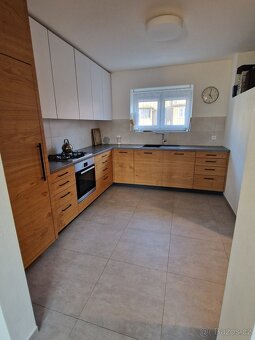 Prodej NOVĚ rekonstruovaného domu CHEB - 2