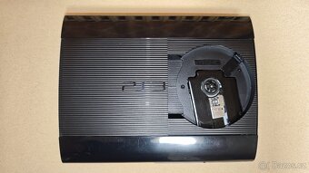 PlayStation 3 Ultra Slim 500GB + 2x gamepad + 29 her - 2