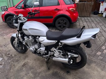 Yamaha XJR 1300 - 2