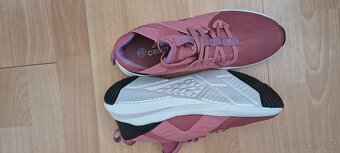 Dámské boty Crivit vel .40 - 2